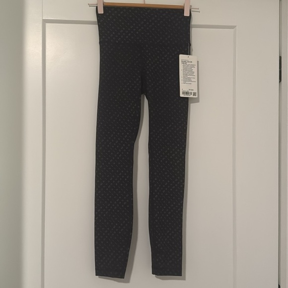 Lululemon Wunder Train High-Rise Tight 25"
Mirrorify Black Multi NWT leggings 4 - Picture 5 of 7